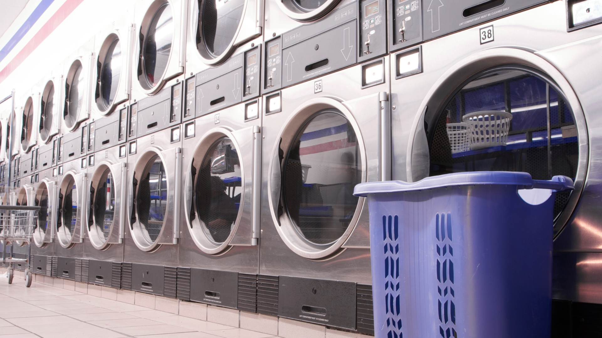 Designing a Commercial Laundry That Actually Works in Practice